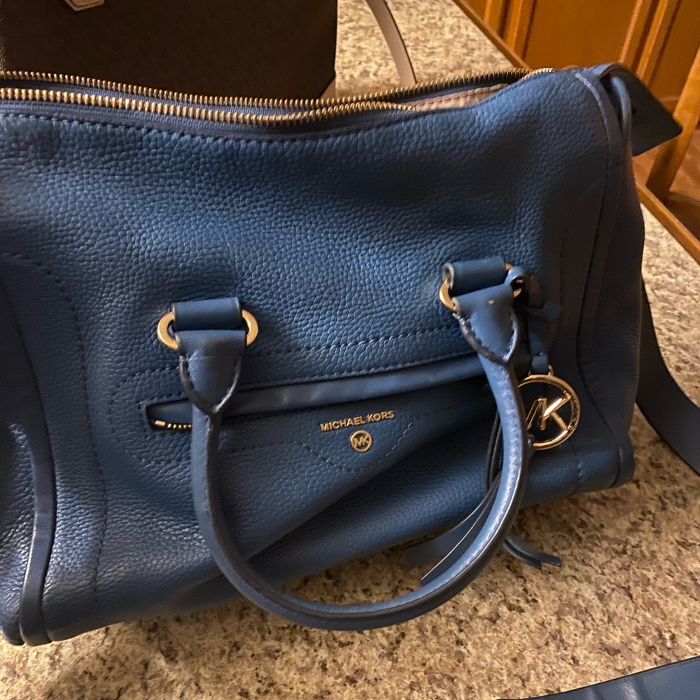 Authentic Micheal Kors handbag